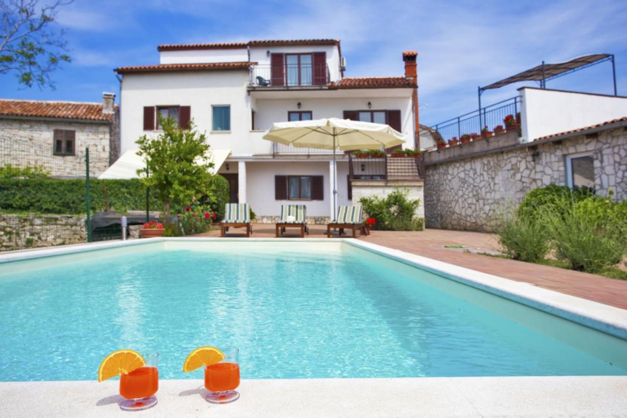 Holiday Home Elvis, Village Kujici Hreljići 외부 사진