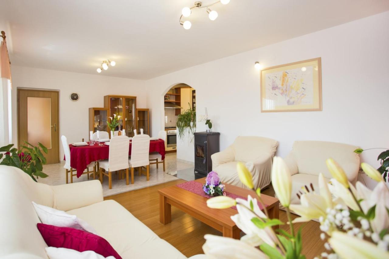 Holiday Home Elvis, Village Kujici Hreljići 외부 사진